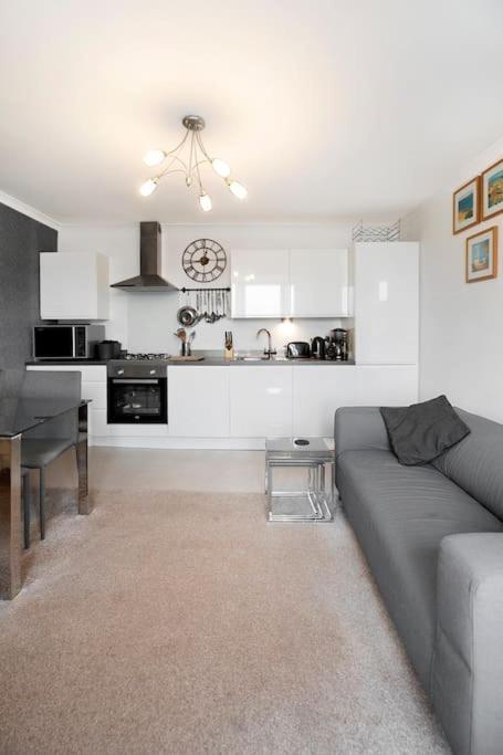 Beach Front Flat Shaldon With Parking ภายนอก รูปภาพ